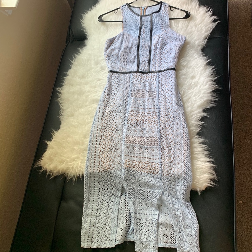 Beautiful ASOS lace dress in great condition - Picture 6 of 6